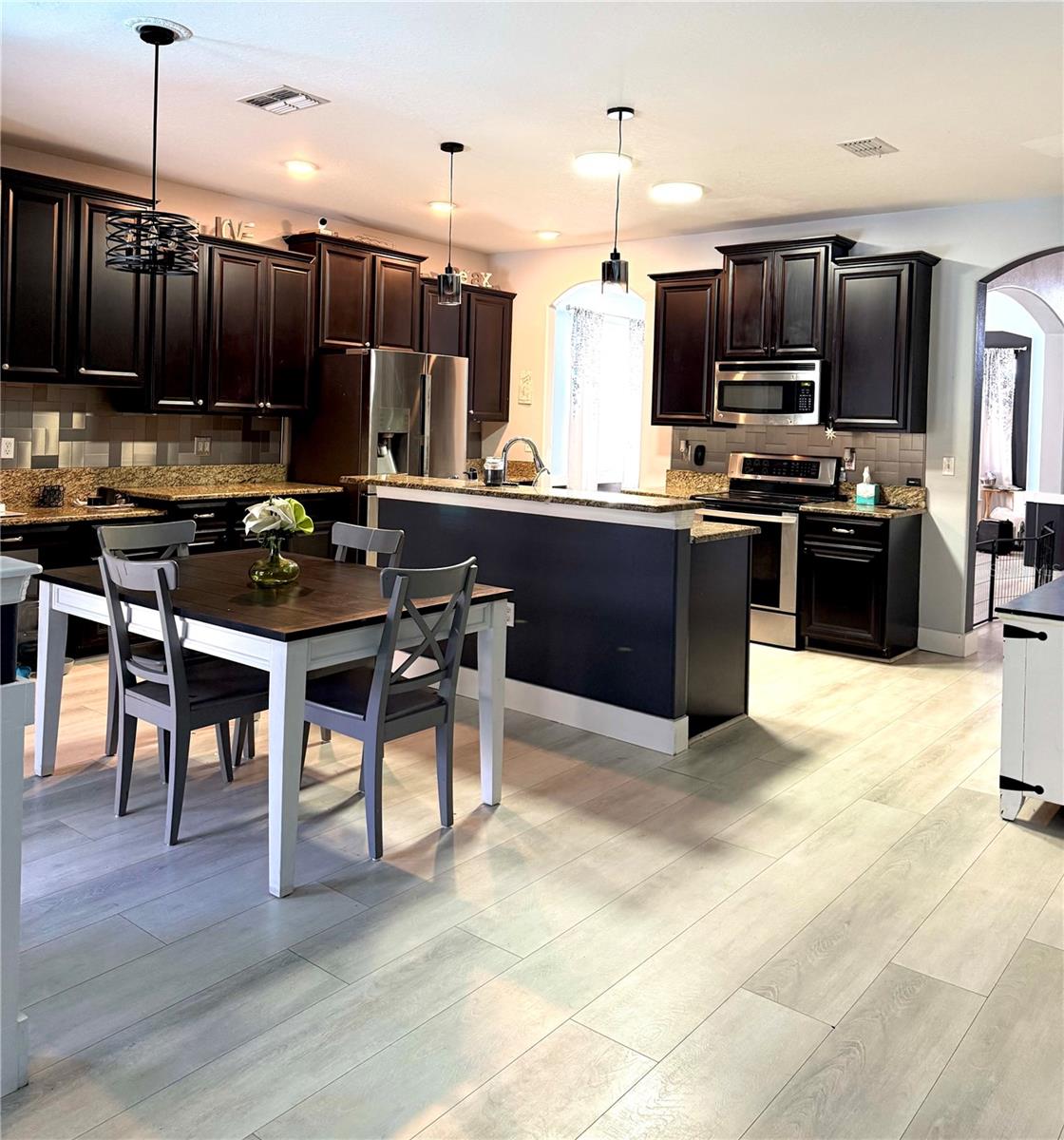 11695 Crestridge Loop, FL
