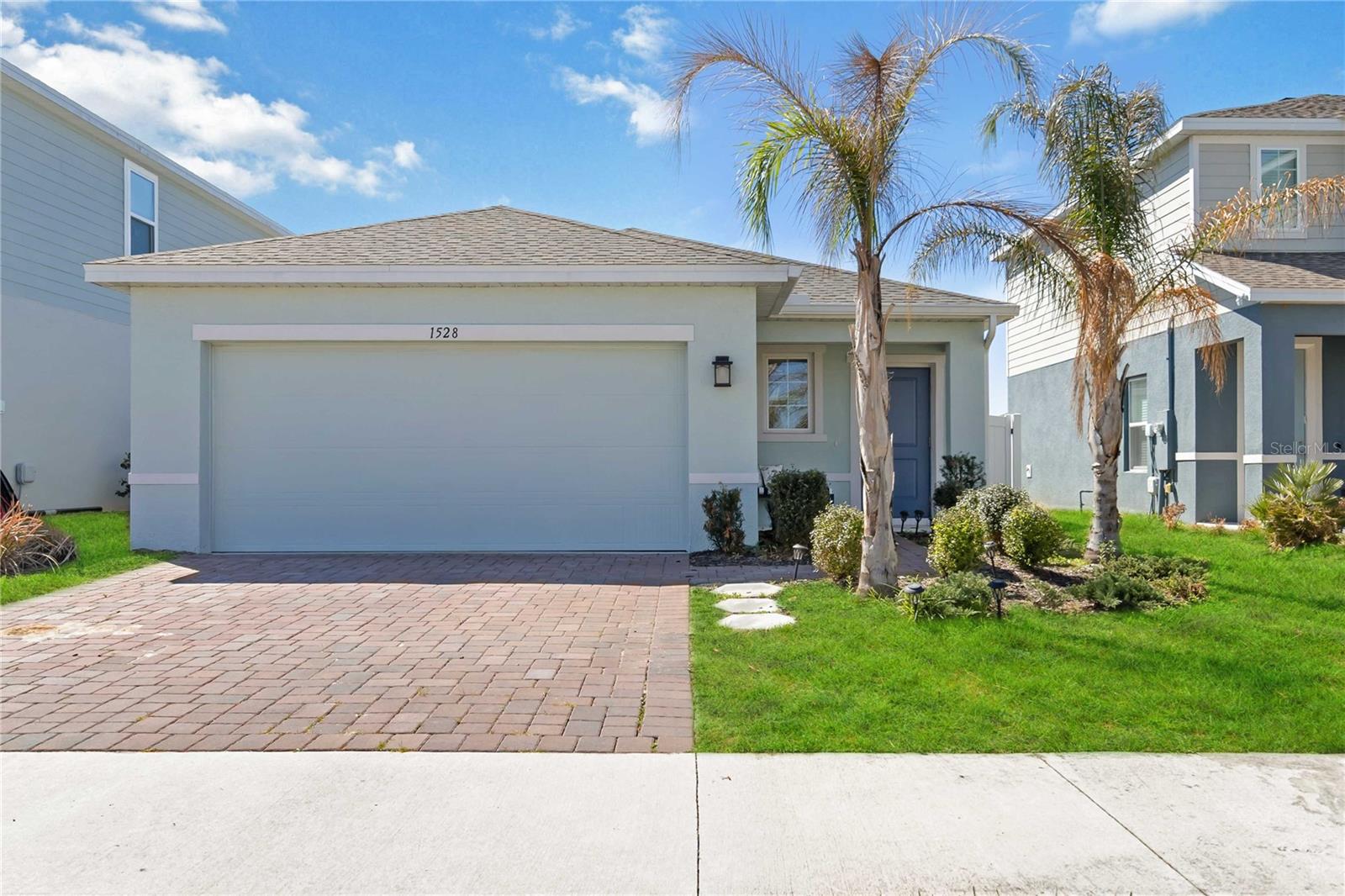 1528 Eucalyptus Way, FL