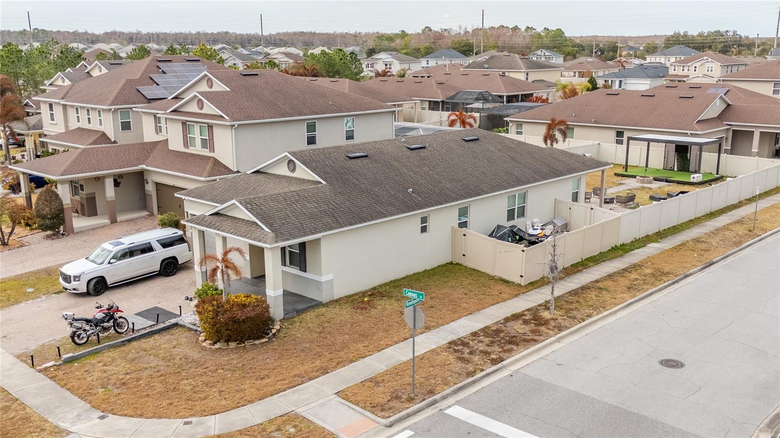 3401 Canvas Street, FL