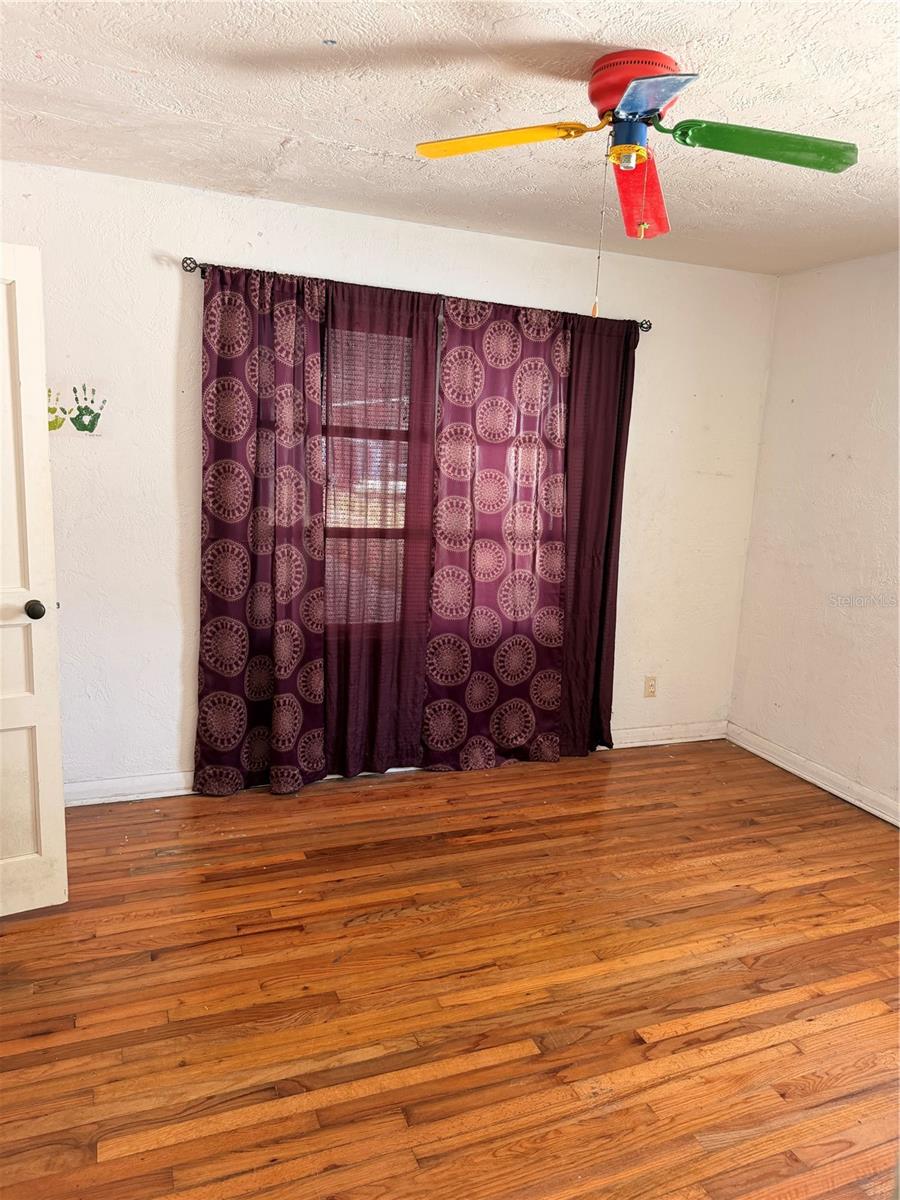 1129 Holly Avenue, FL