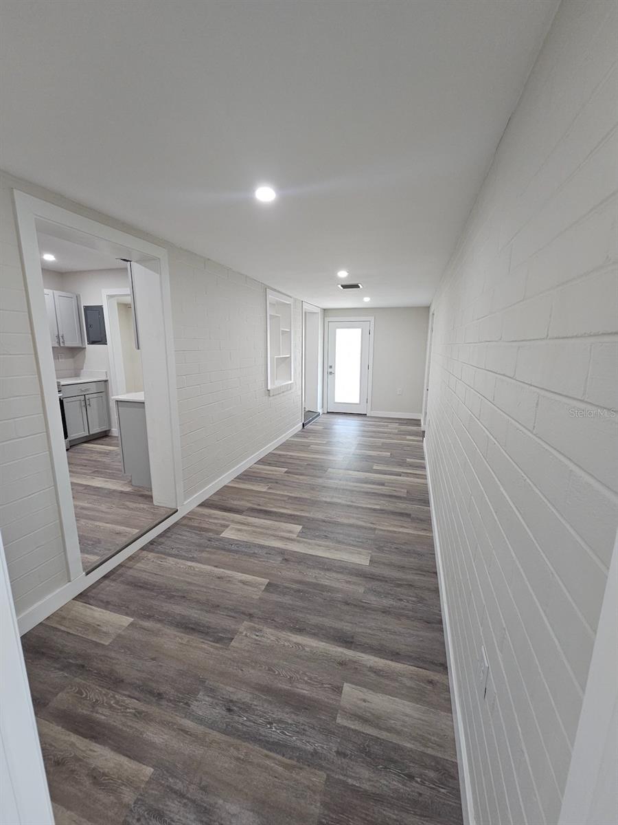 903 33rd Avenue, FL