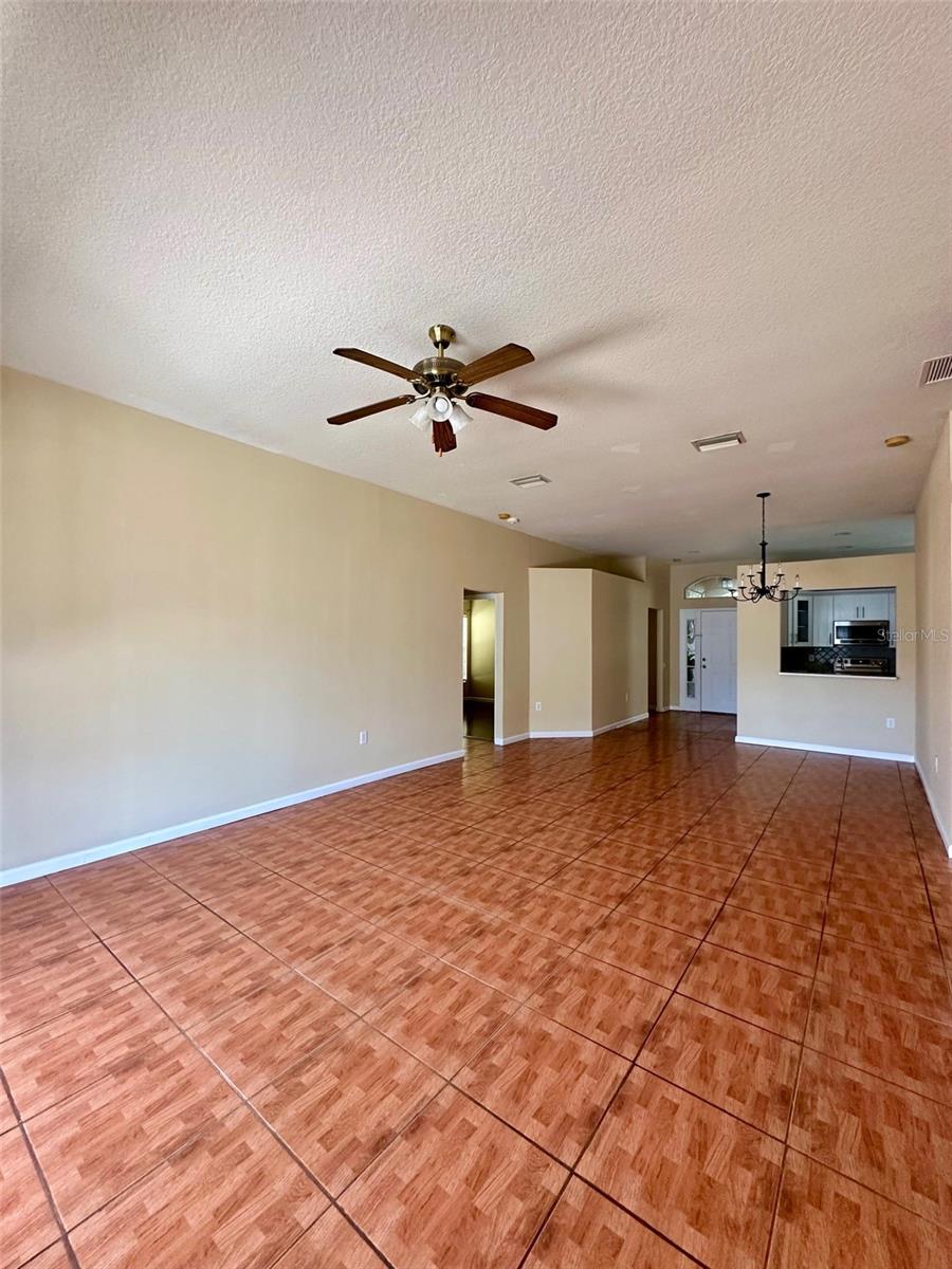 5541 Dark Star Loop, FL