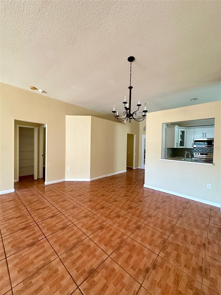 5541 Dark Star Loop, FL