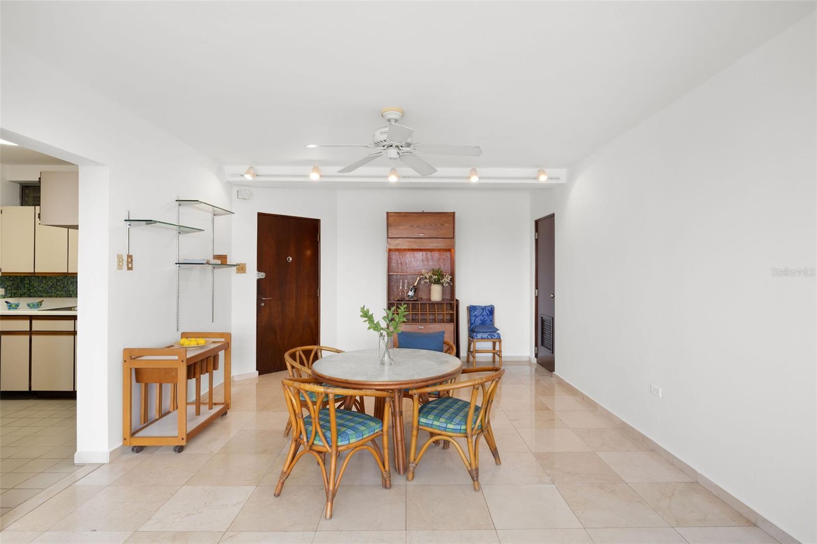 15 Marseillles, PR