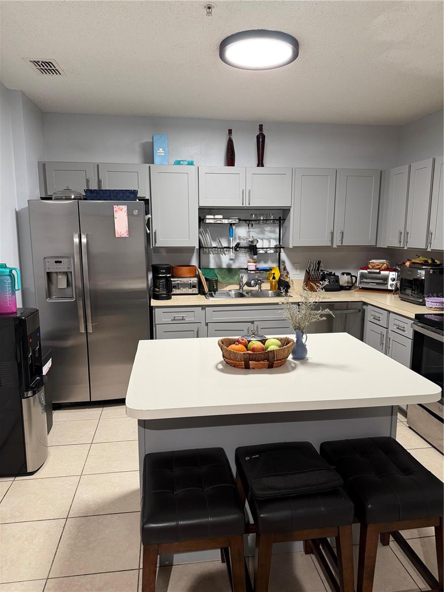 2048 Cypress Bay Boulevard, FL