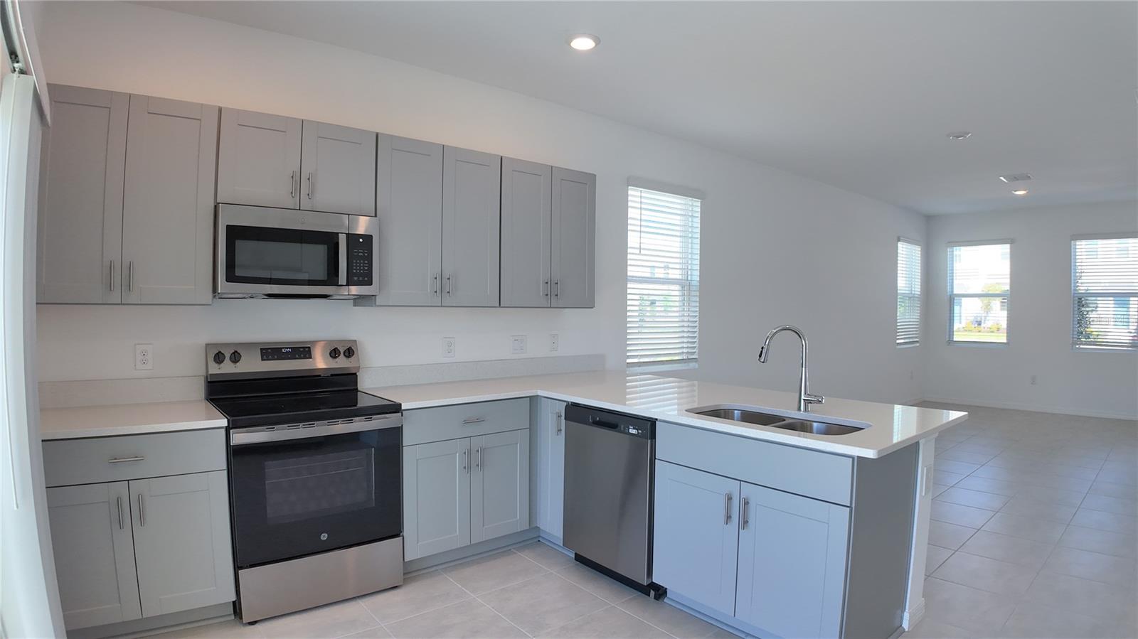 3191 Skyline Loop, FL