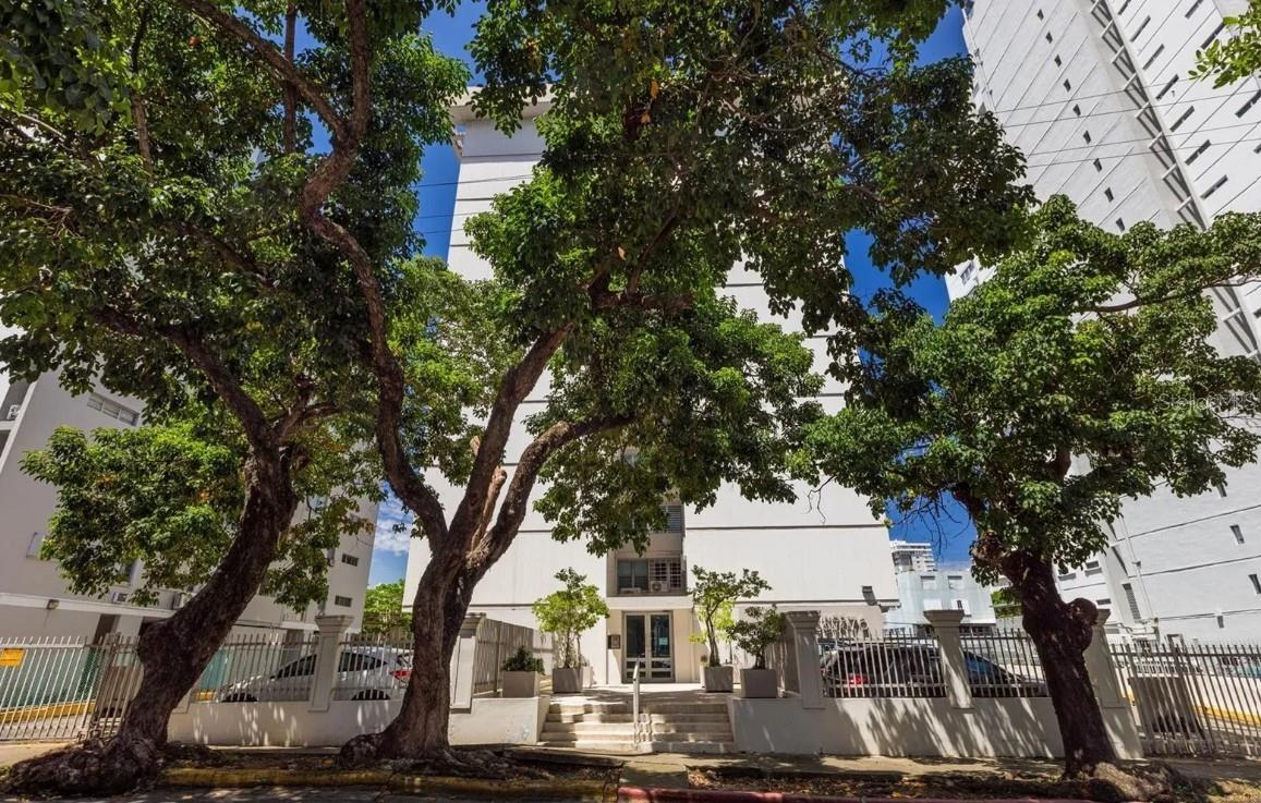 76 Kings Court, PR