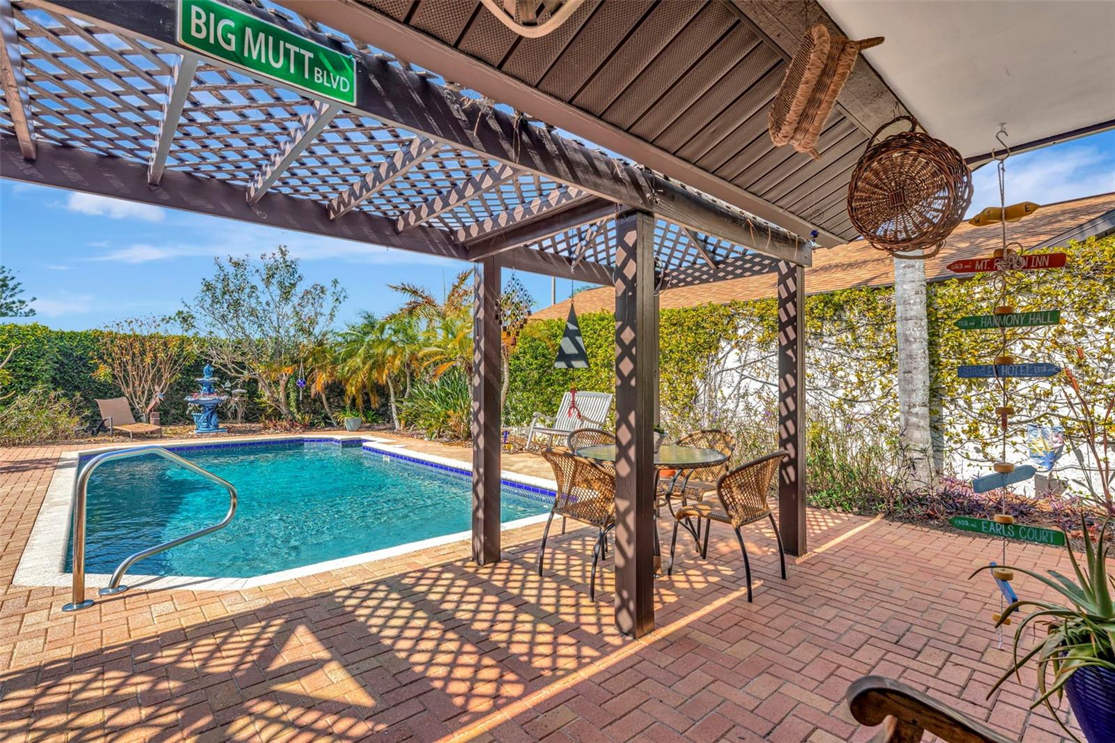 13528 Avista Drive, FL