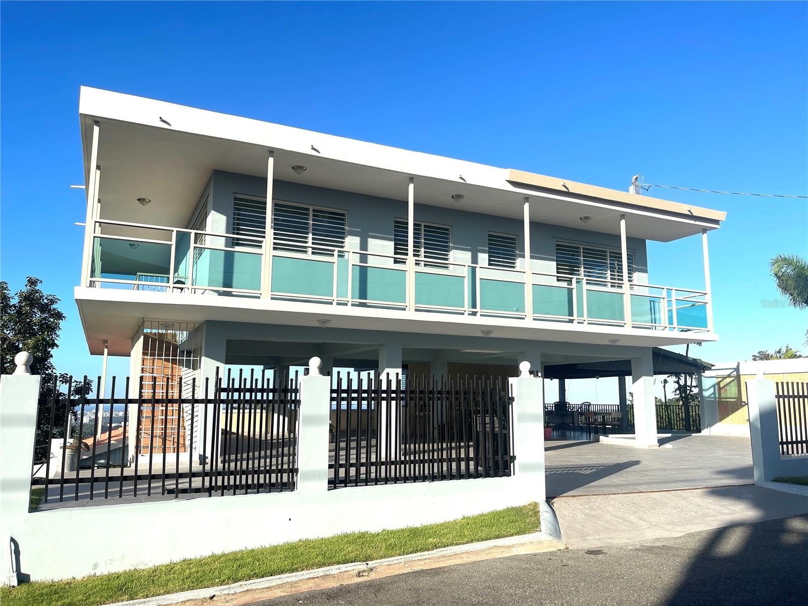 Lot 5-A Hollywood, PR