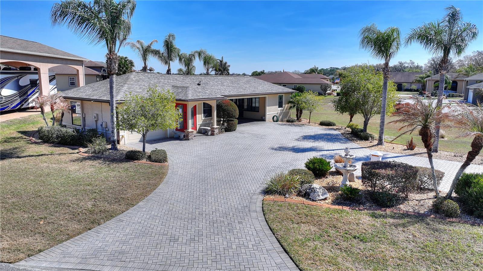 561 Meandering Way, FL