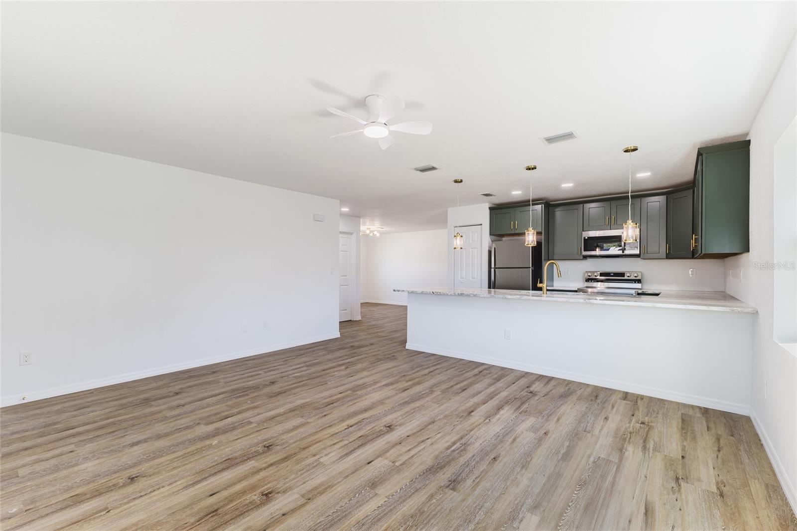 6254 Spinnaker Boulevard, FL