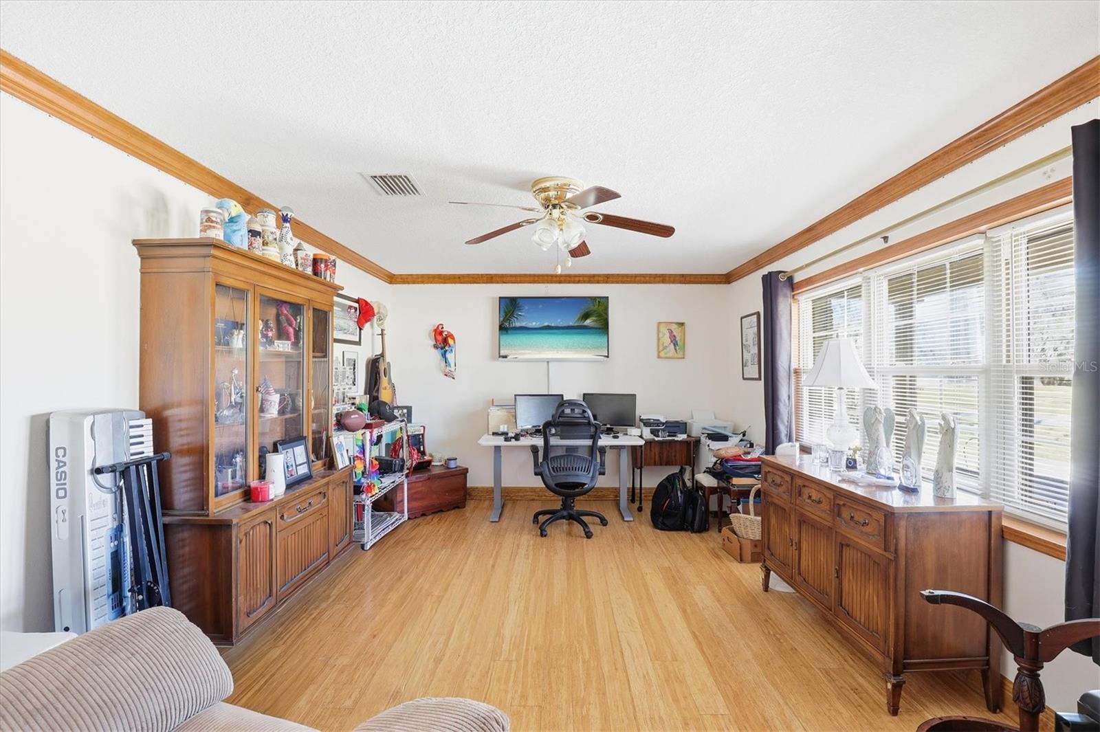 807 Russell Drive, FL