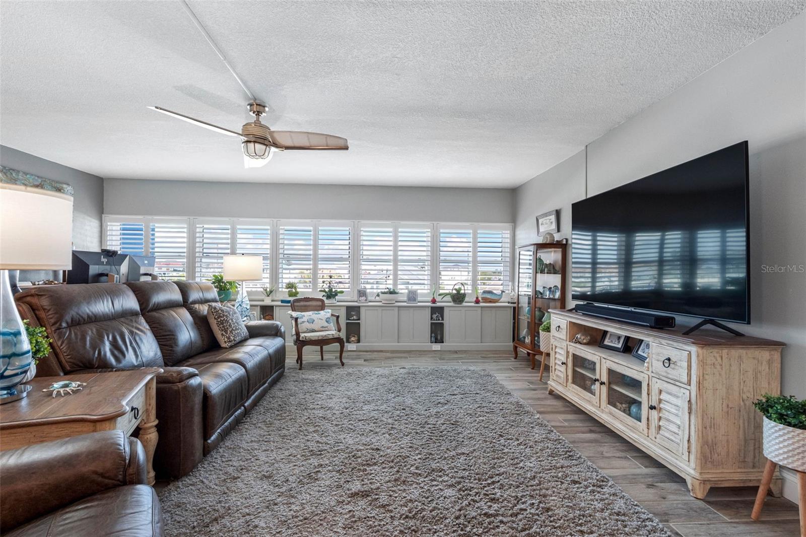 17400 Gulf Boulevard, FL