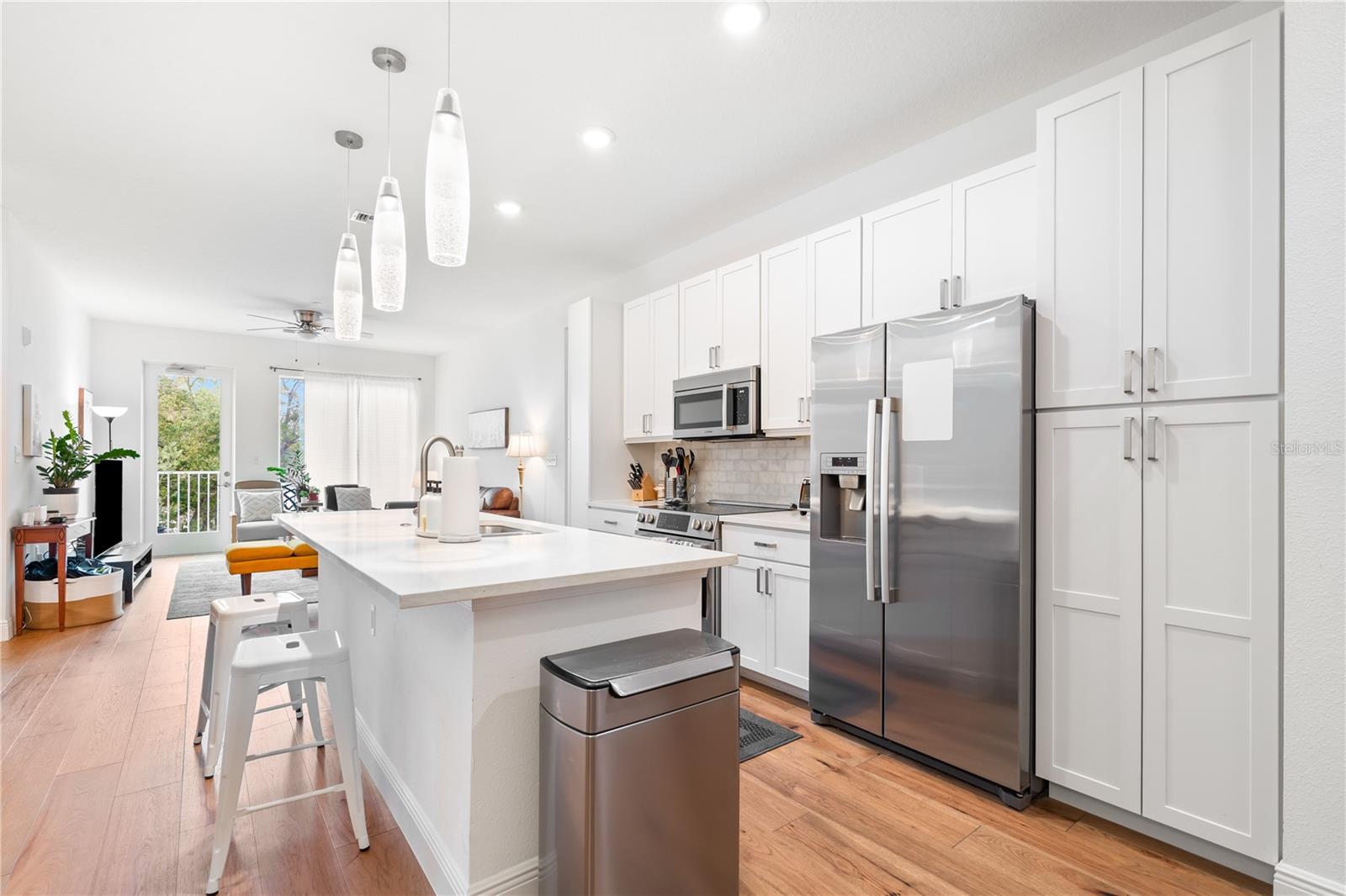 644 3rd Avenue, FL