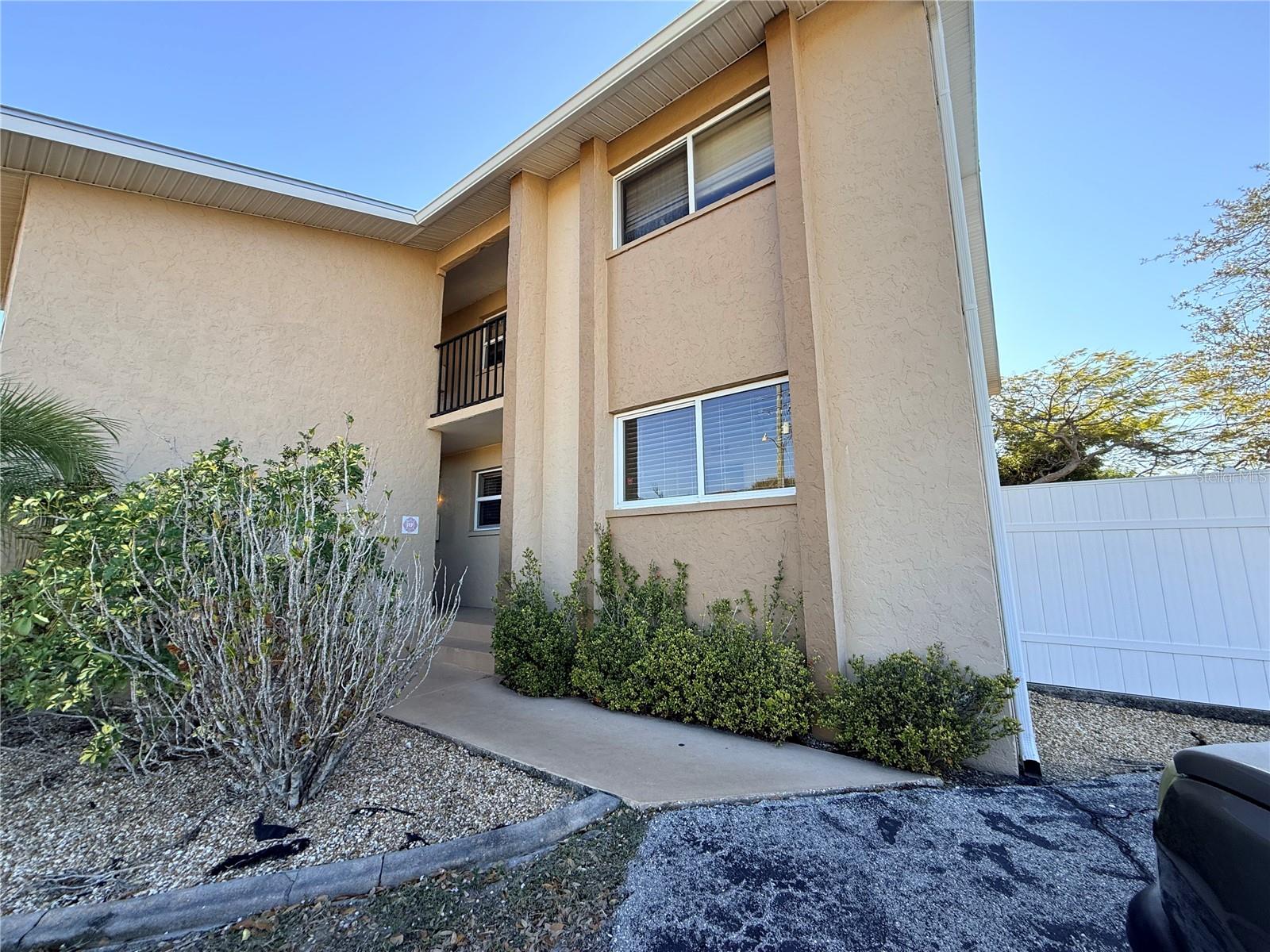 2845 Magdalina Drive, FL