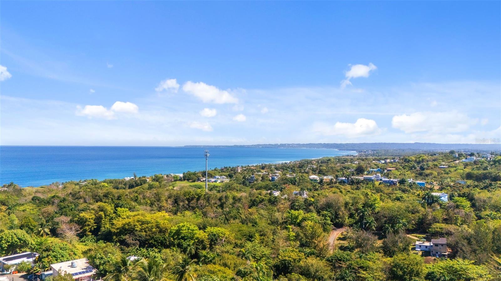 413 Int Camino Martillo Bo Puntas, PR