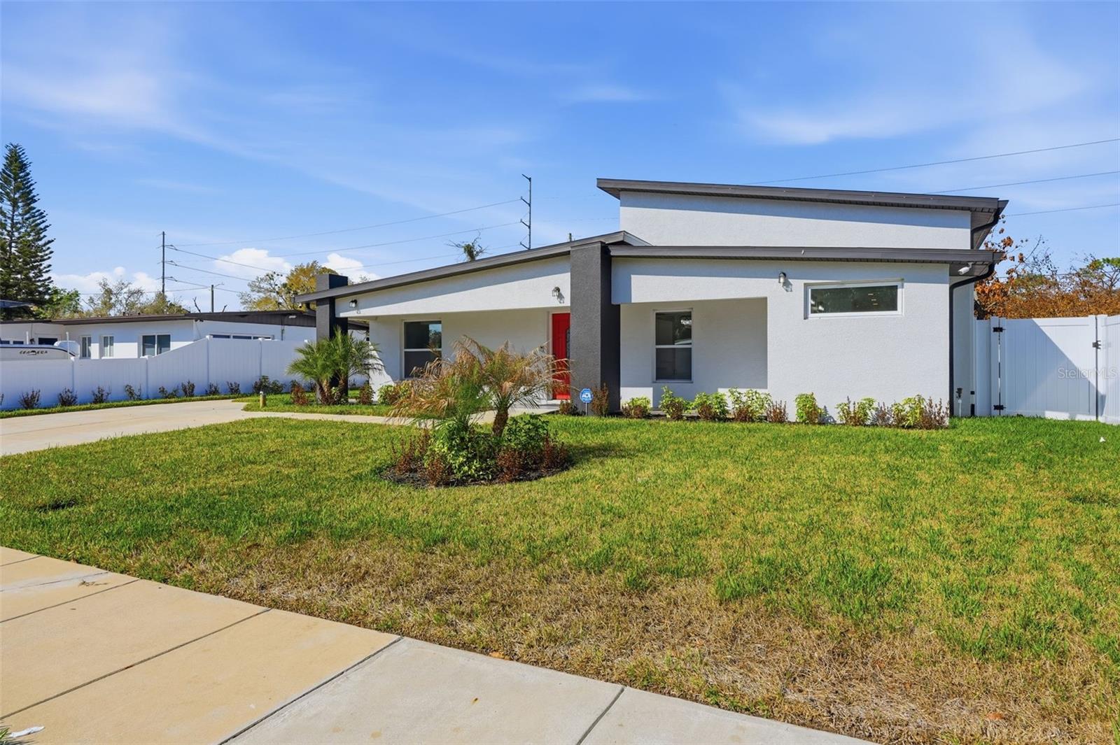 10104 Dartmouth Avenue, FL