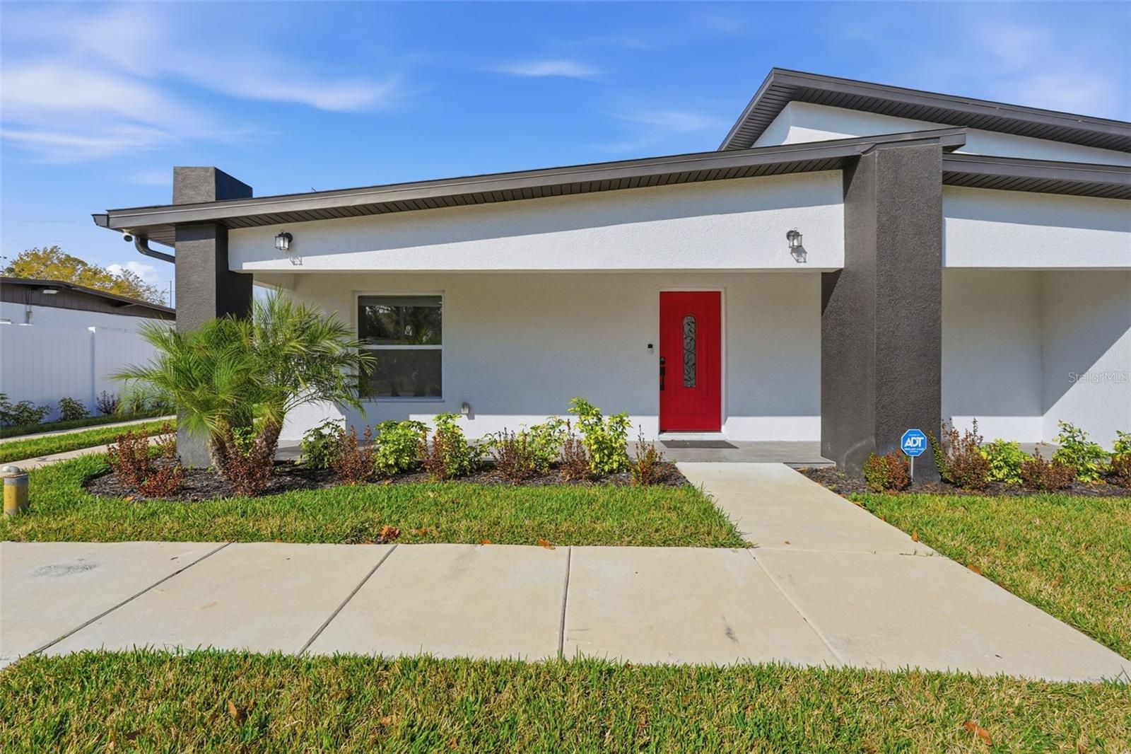 10104 Dartmouth Avenue, FL