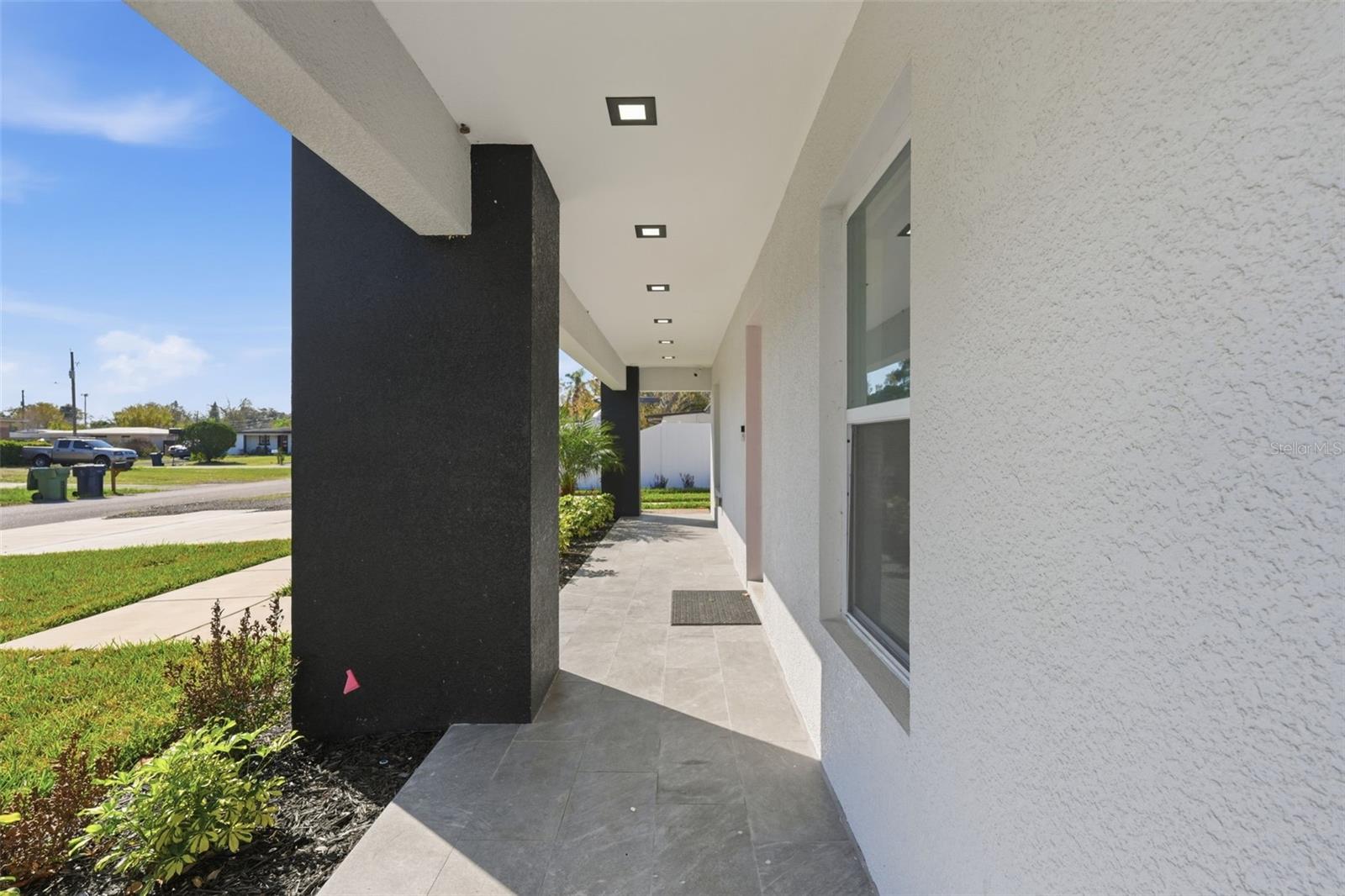 10104 Dartmouth Avenue, FL