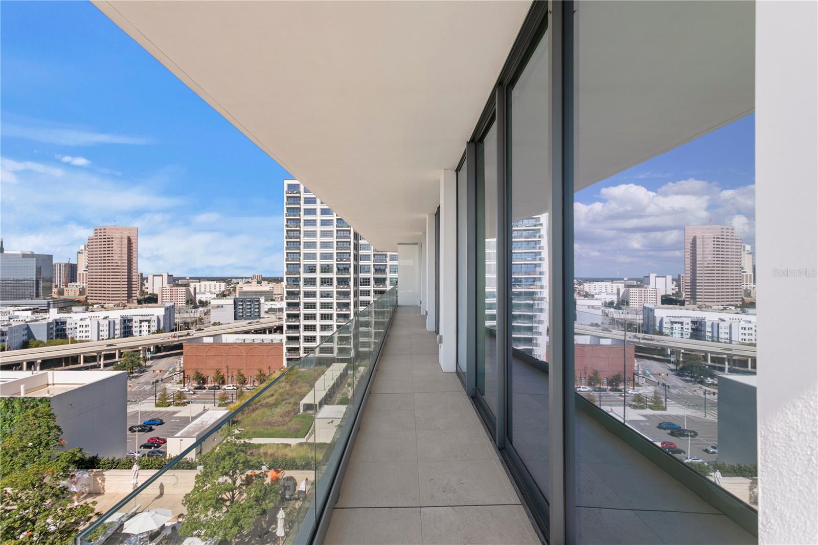 1000 Water Street, FL