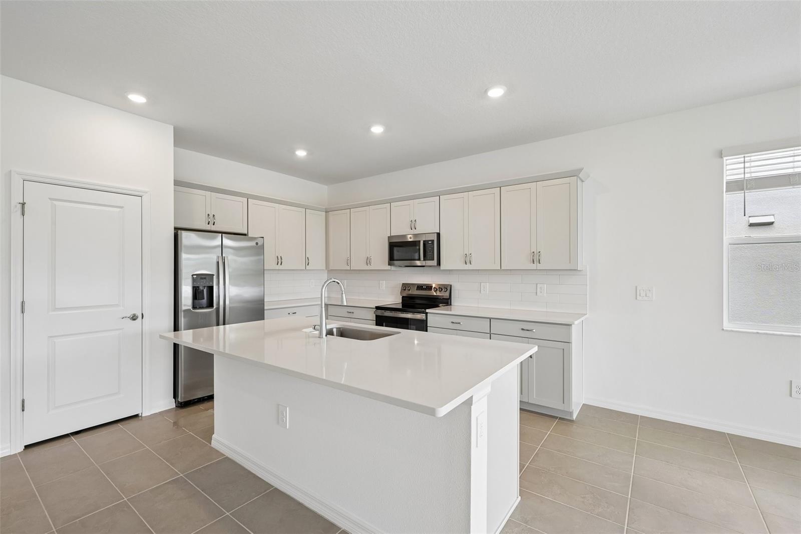 4512 Outhaul Run, FL