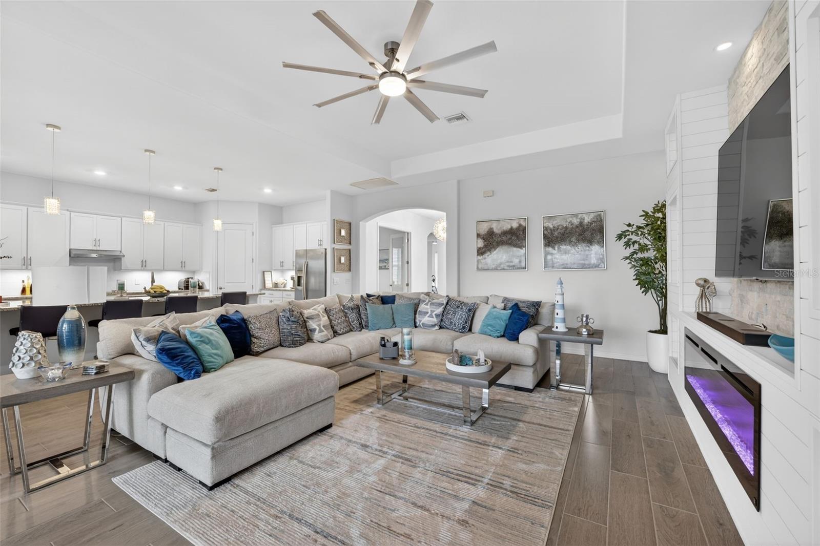 25024 Longmeadow Drive, FL