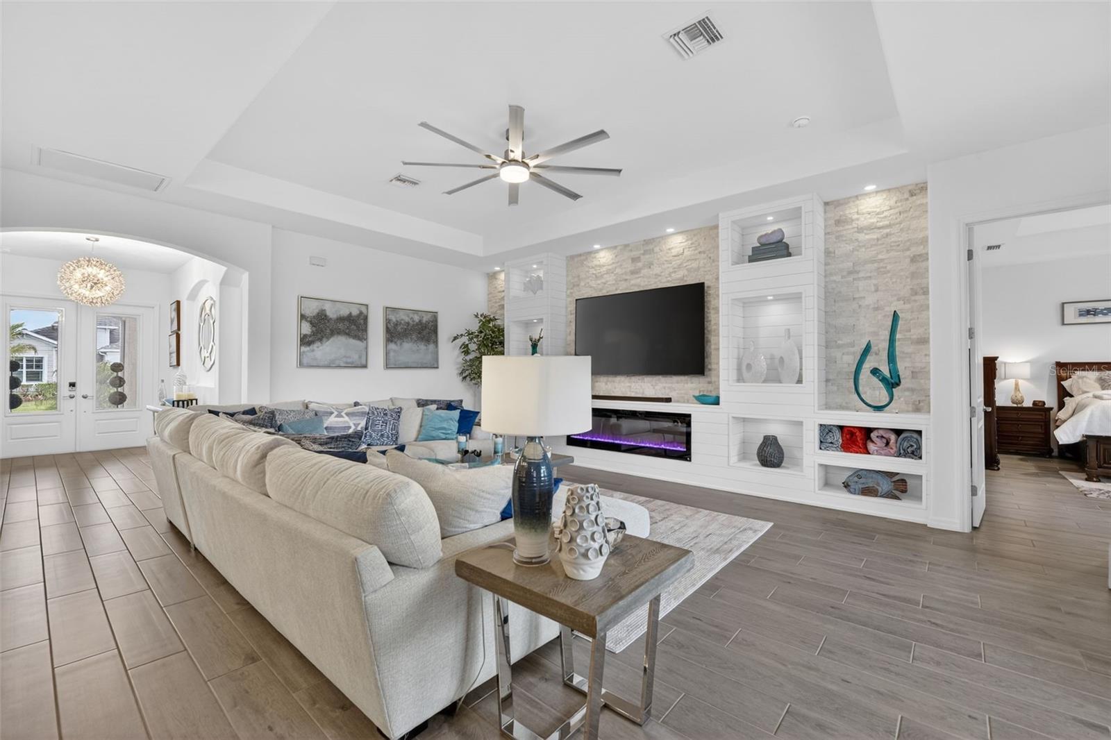 25024 Longmeadow Drive, FL