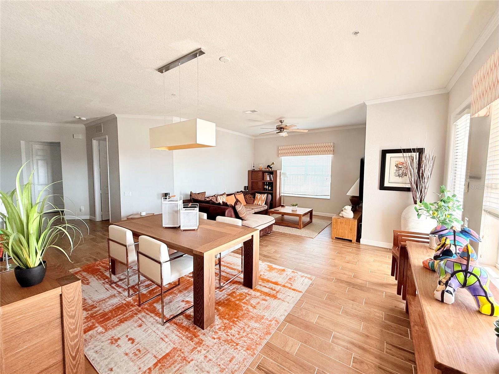 5048 Shoreway Loop, FL