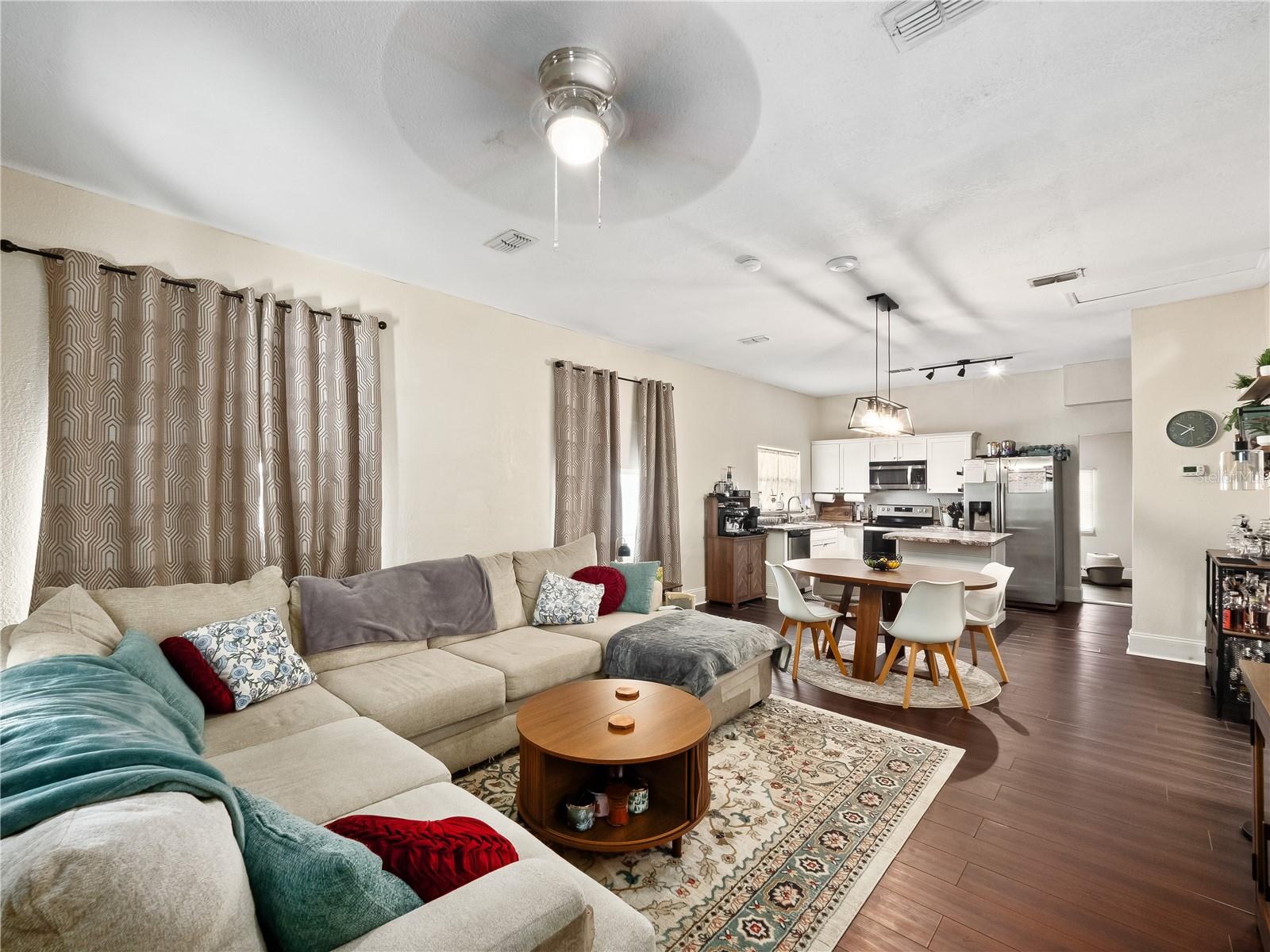 1208 10th Street, FL