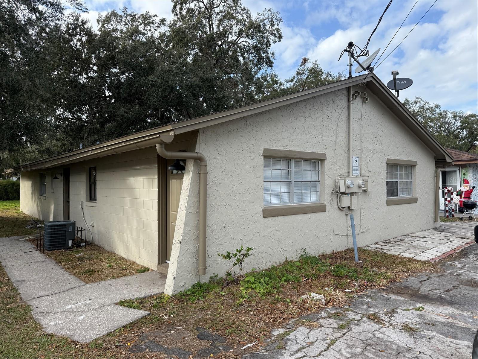 410 Rosland Drive, FL