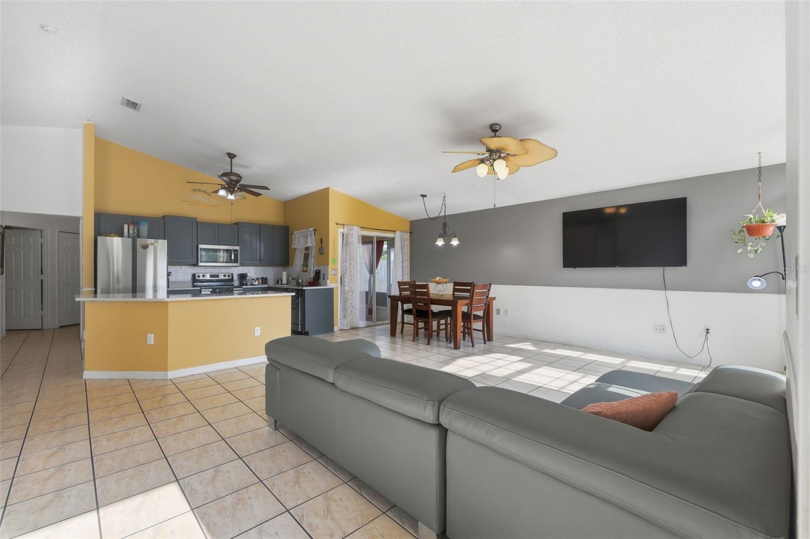 406 Latonia Street, FL