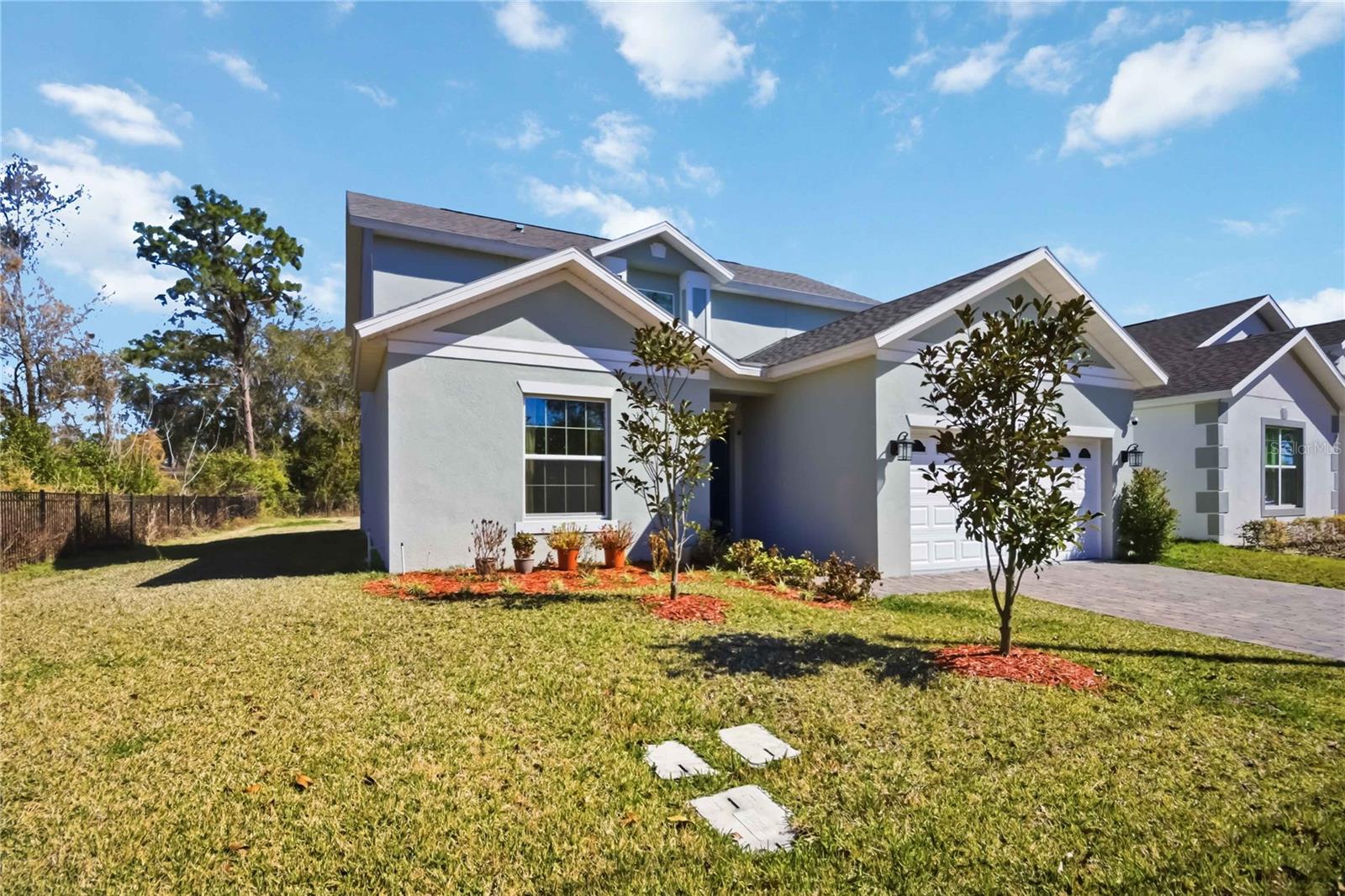 827 Dennis Avenue, FL