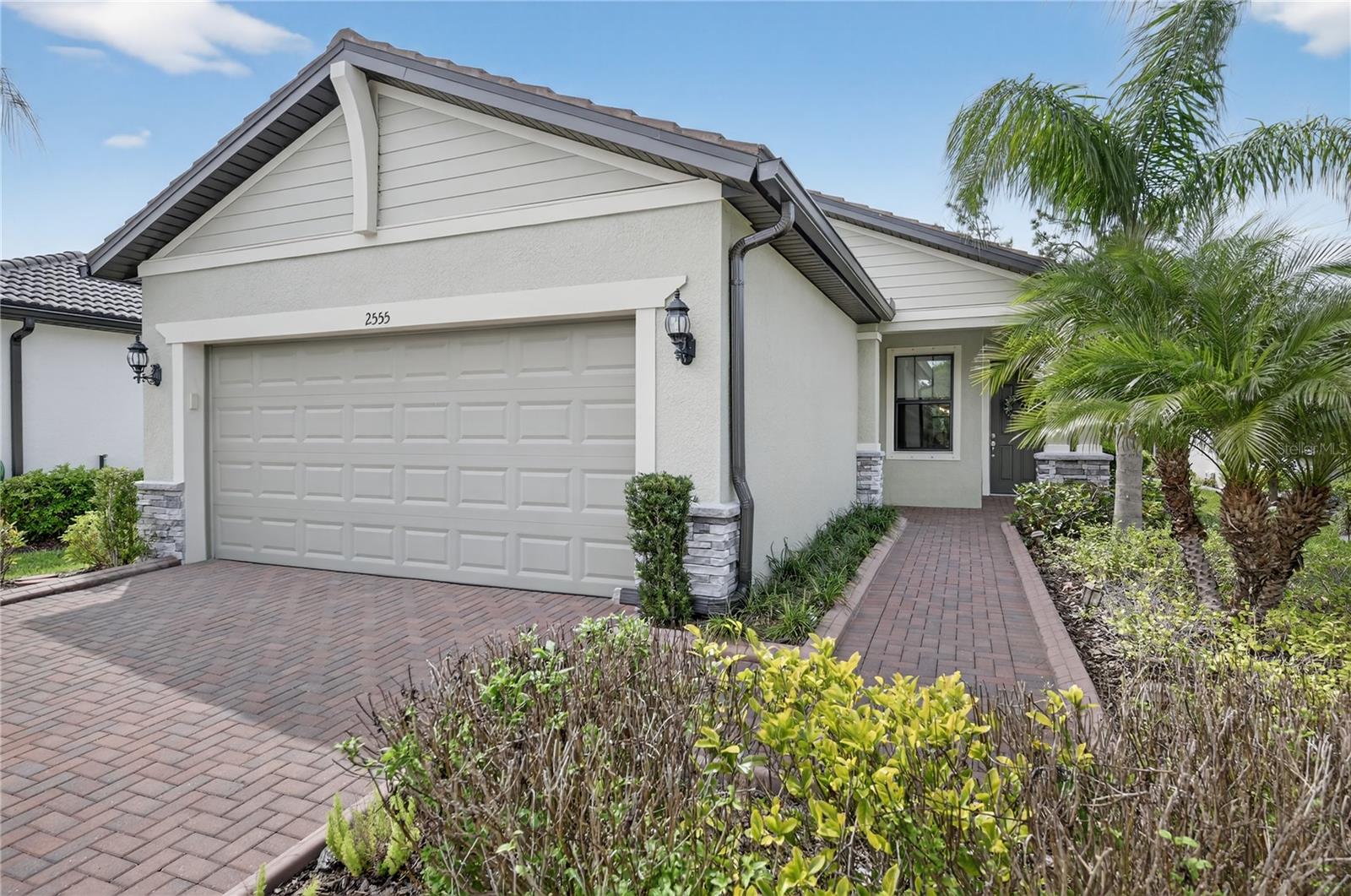 2555 Brassica Drive, FL