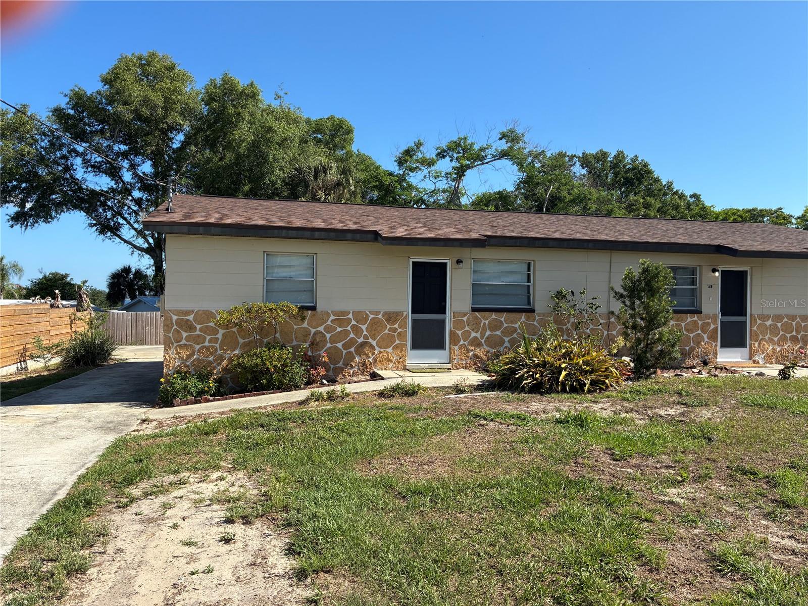 198 Oak Street, FL