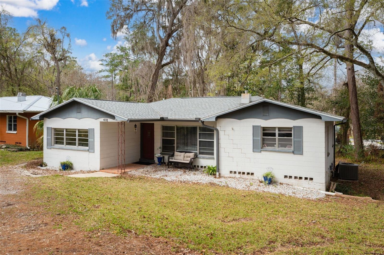 418 27th Terrace, FL