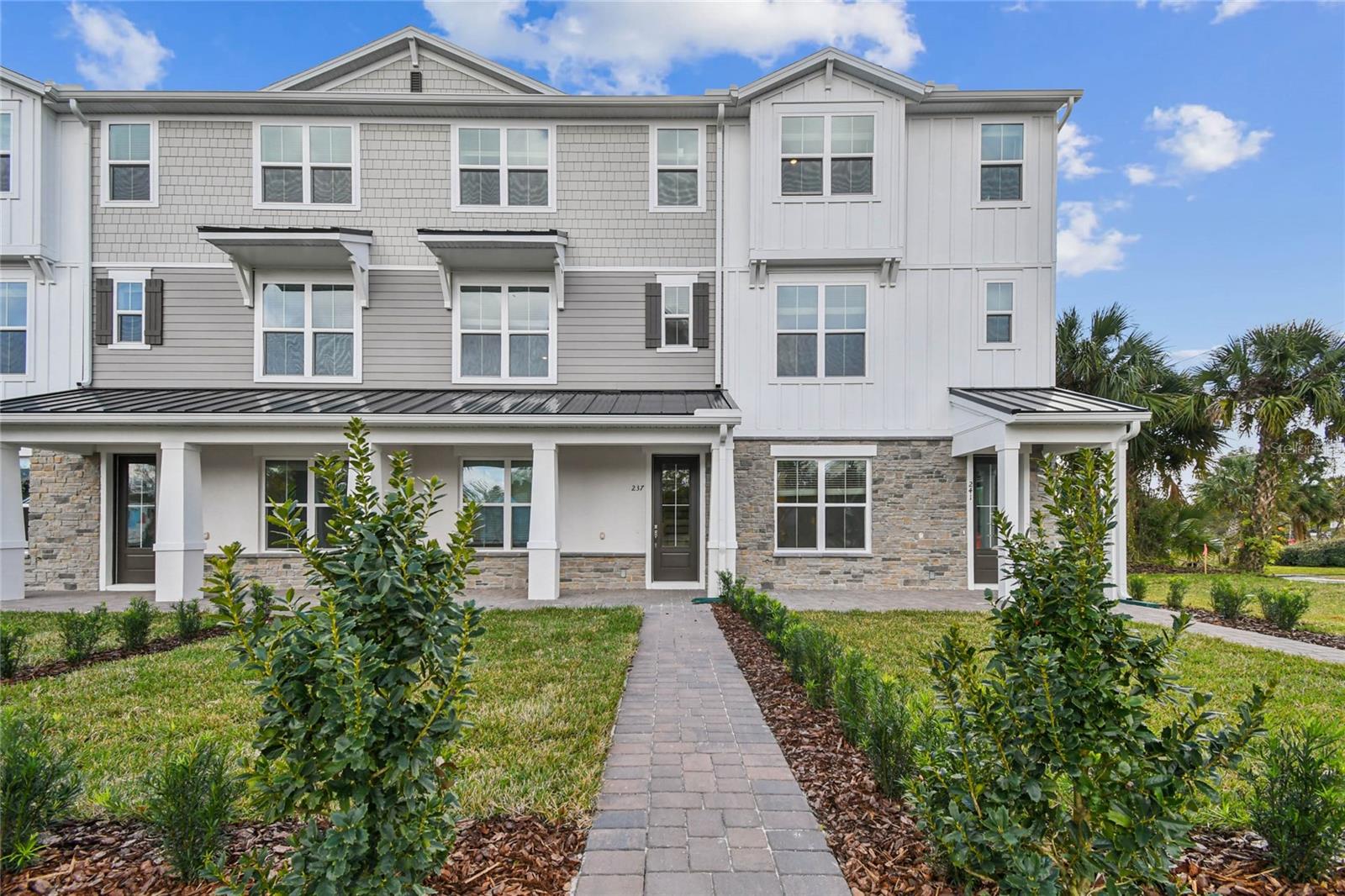 237 Pasquala Way, FL