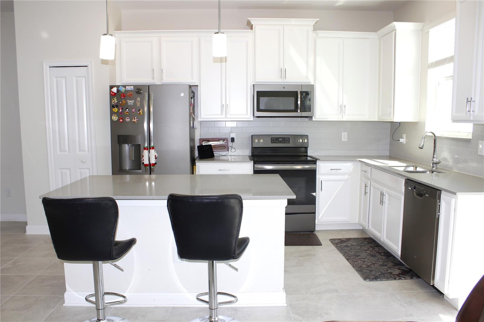 2909 Theme Street, FL
