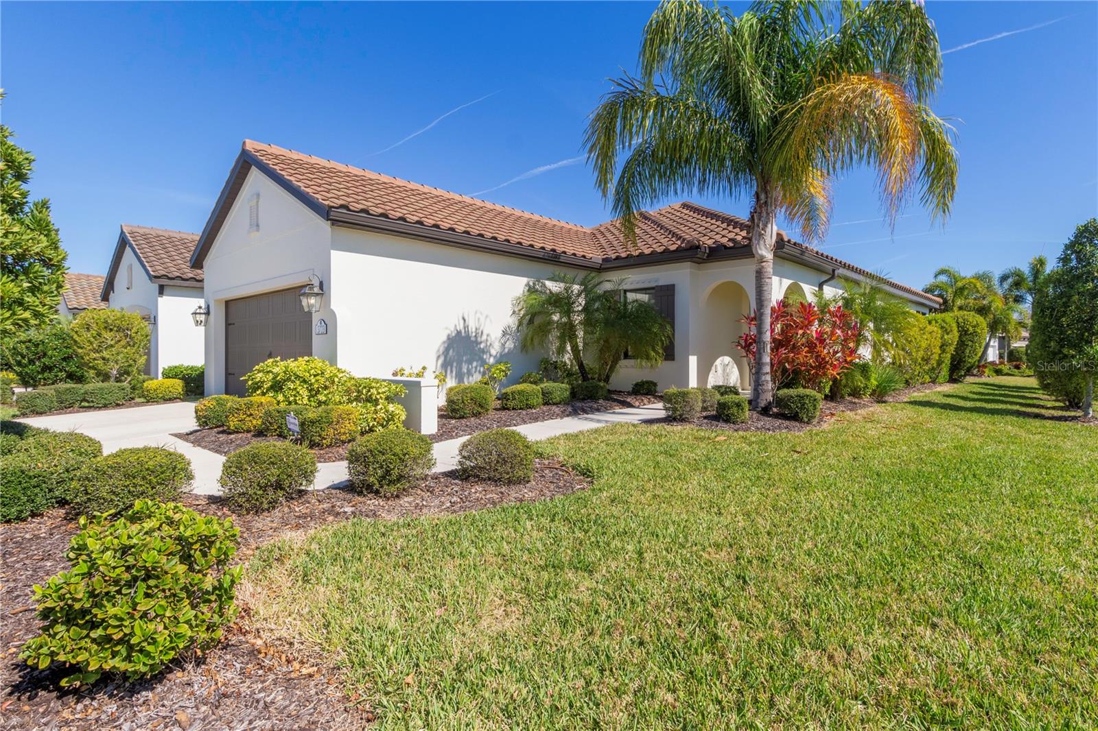 3723 Azurite Way, FL