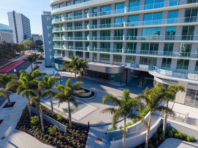400 Central Avenue, FL