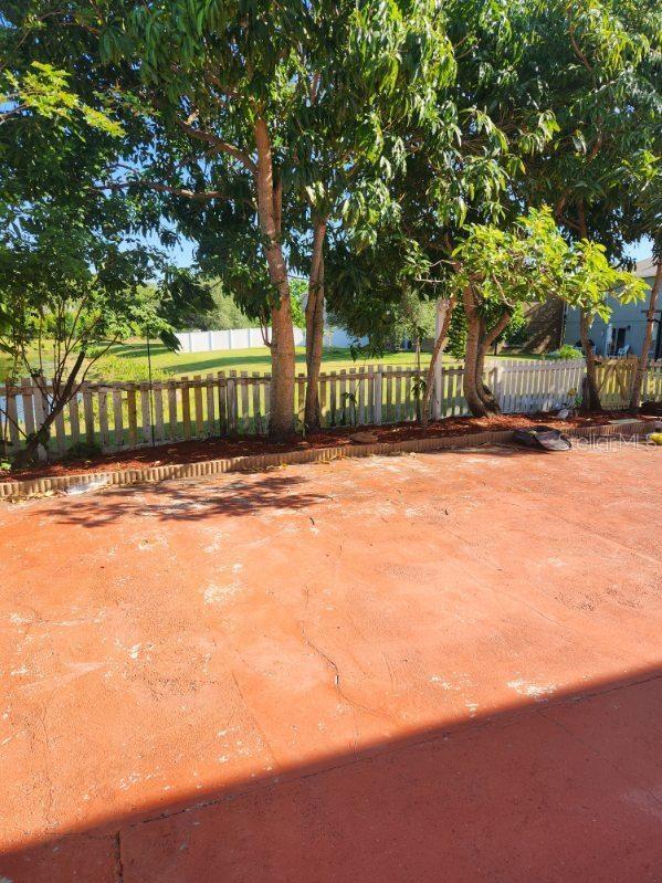527 Windrose Drive, FL