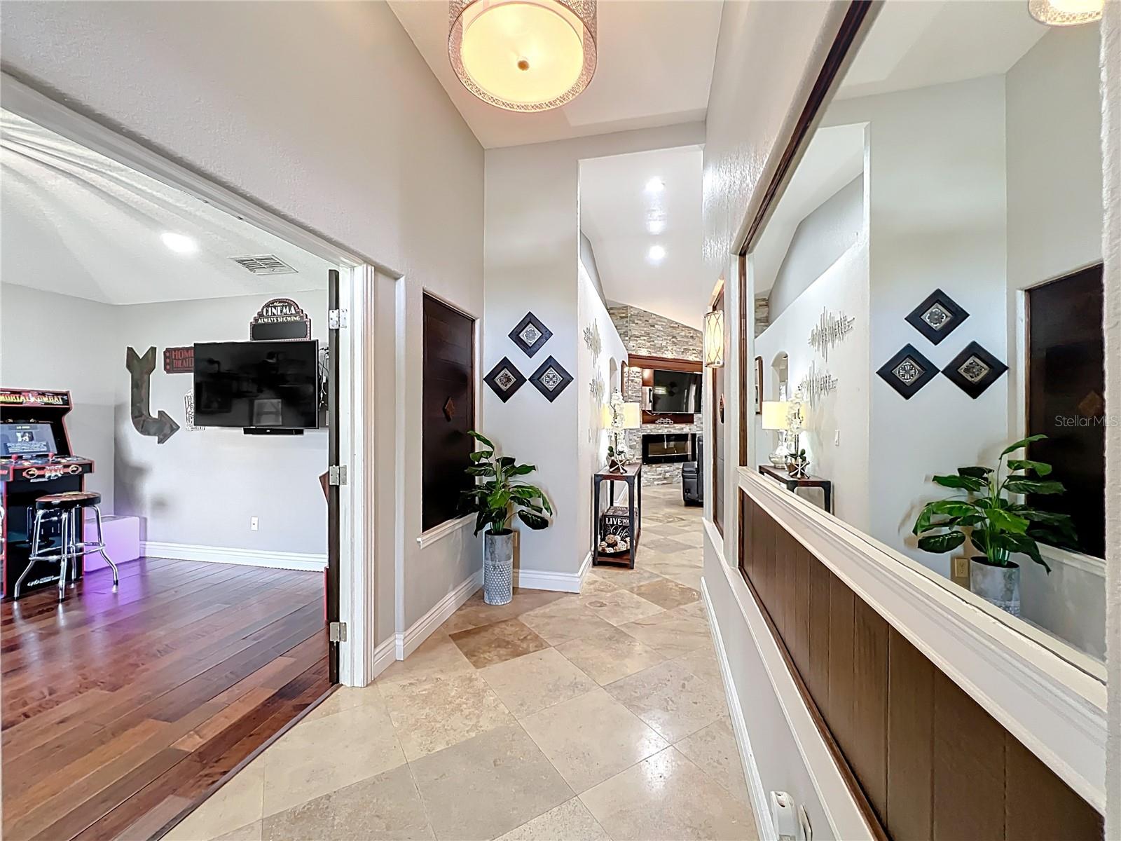 723 Sunburst Cove Lane, FL