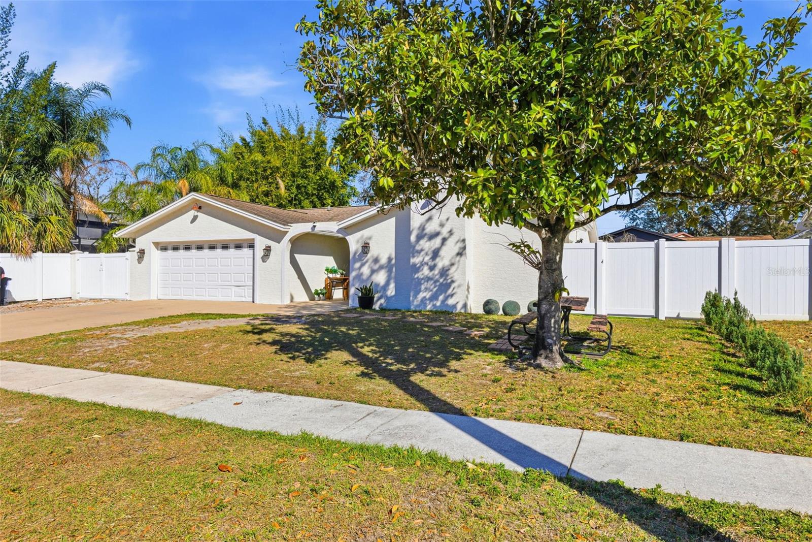 6415 Windwood Court, FL