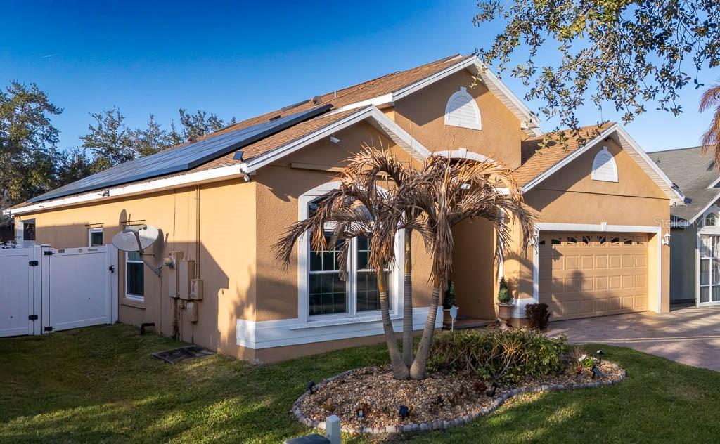8915 Victoria Isle Place, FL
