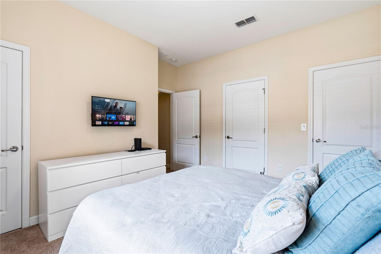 2975 Banana Palm Dr Drive, FL