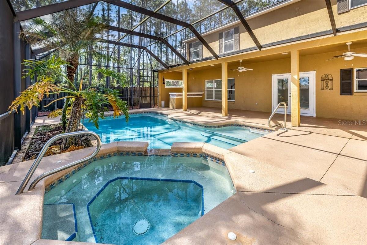 4 Lake Charles Place, FL