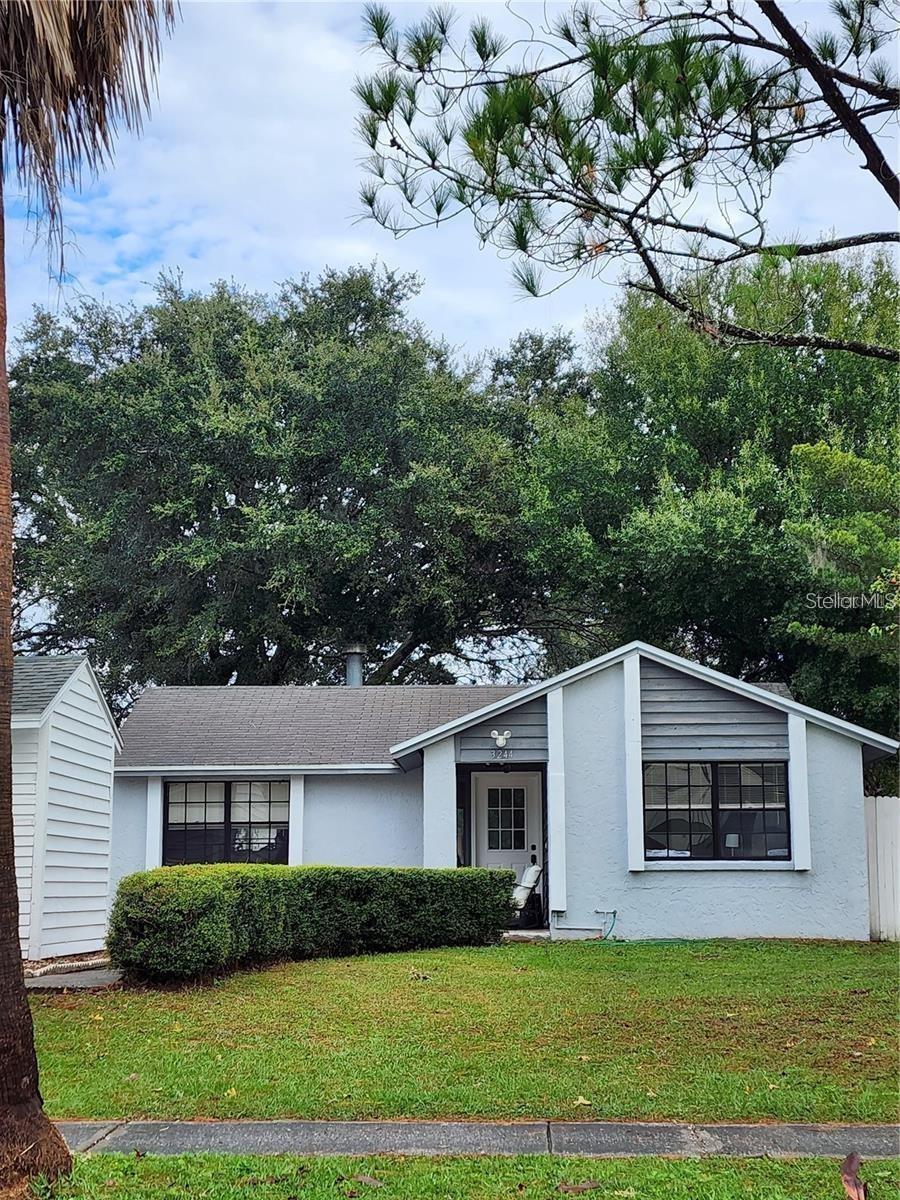3244 Fox Lake Drive, FL