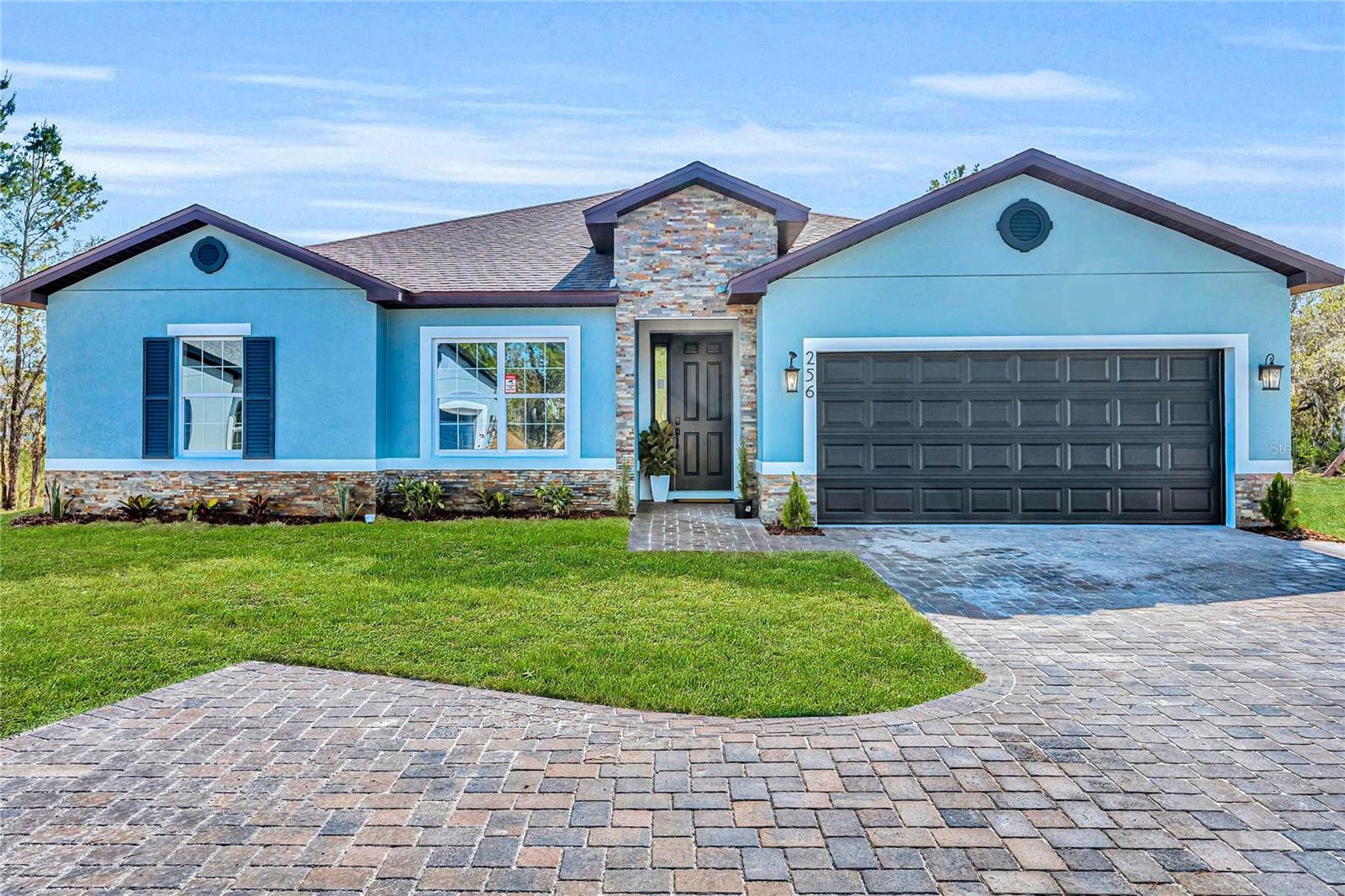 256 Hibiscus Lane, FL
