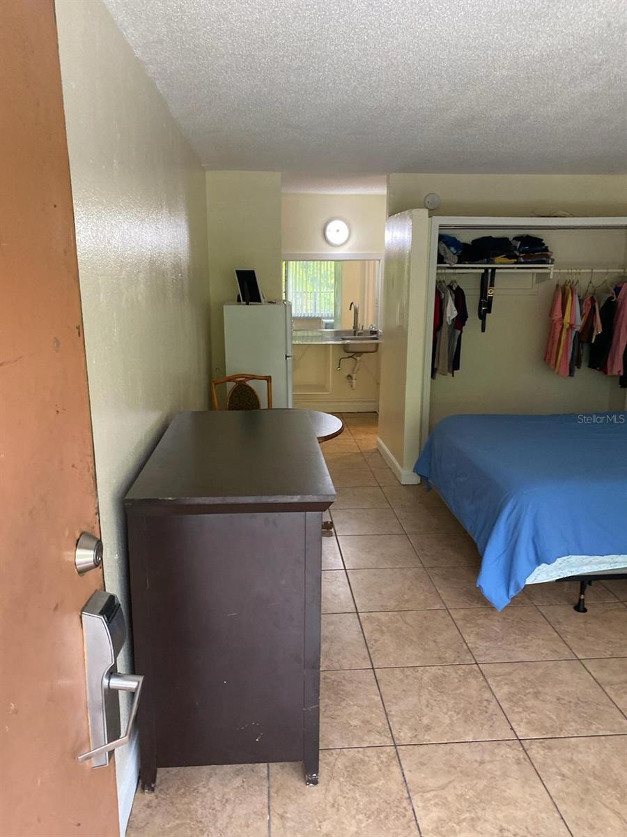 7900 Orange Blossom Trail, FL
