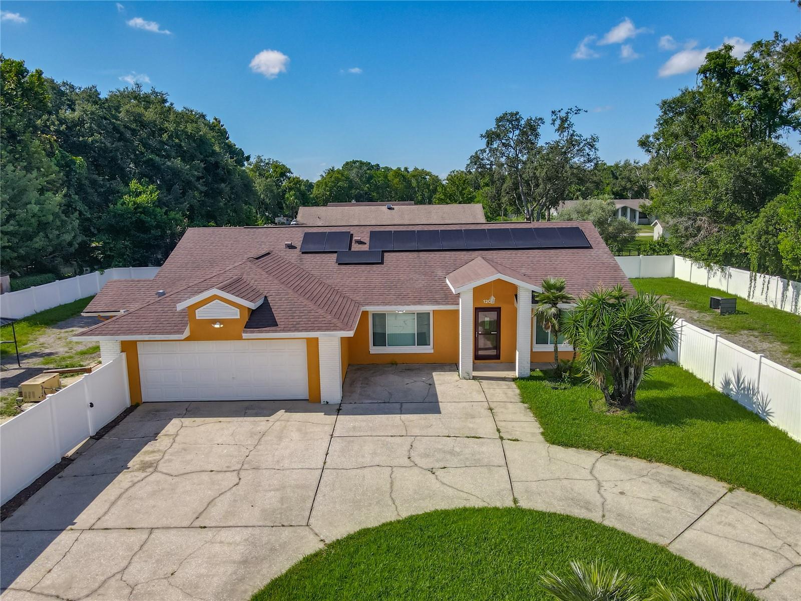 1205 Forest Circle, FL
