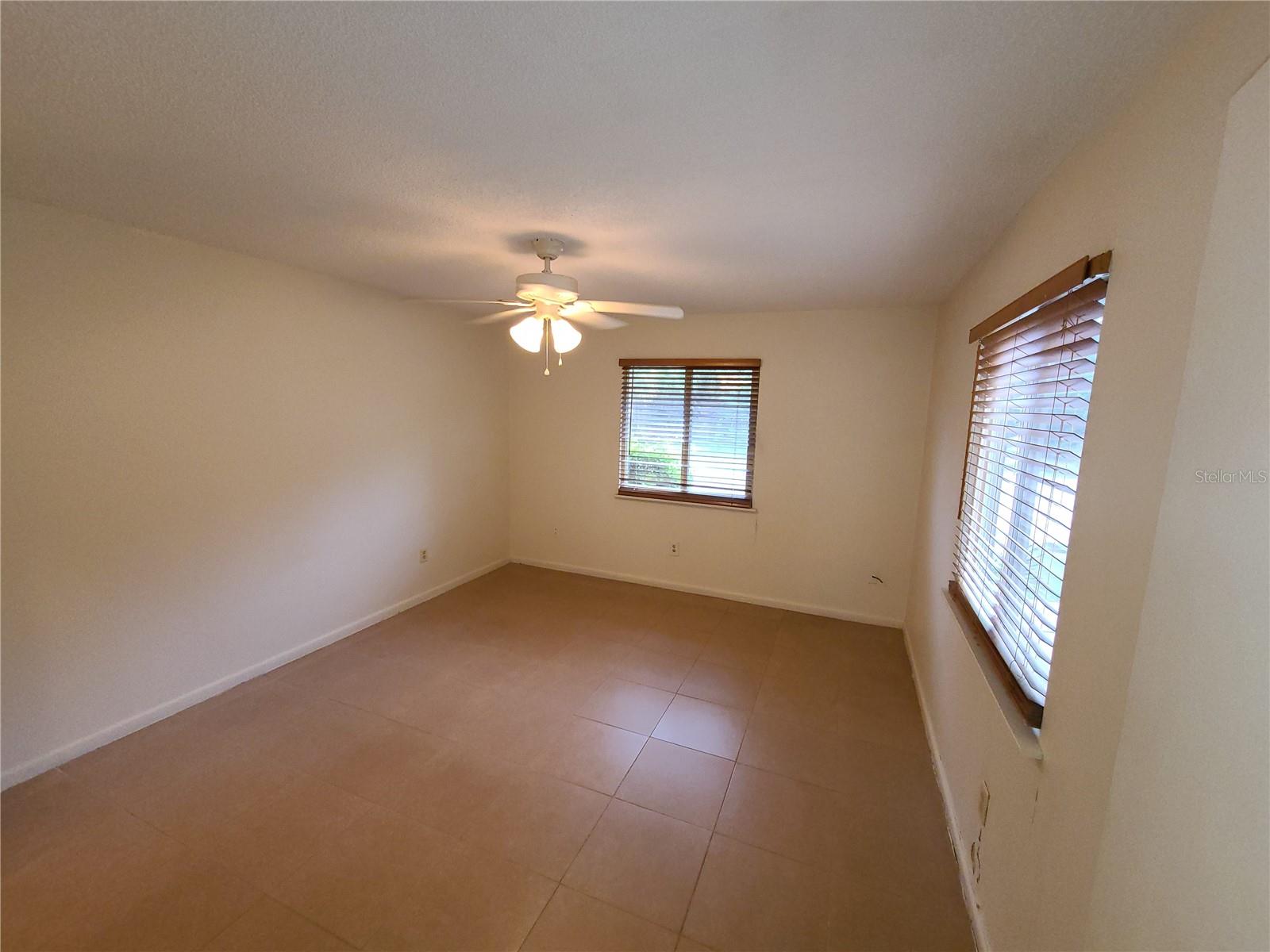 54 Forest Road, FL